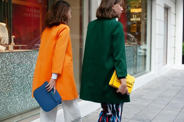 Bien choisir son casque antibruit pour l'avion : confort, efficacité et style en altitude